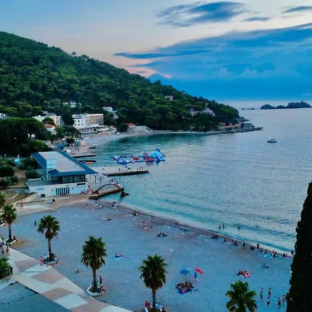 Ane Promenade Sunset Apartament *