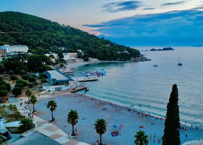Ane Promenade Sunset Apartament *