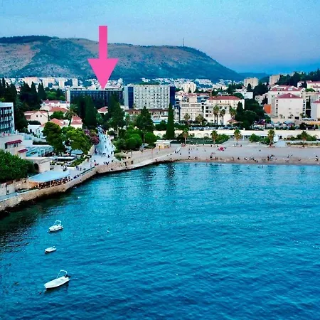 Ane Promenade Sunset