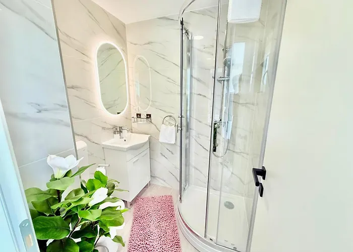 Ane Promenade Sunset