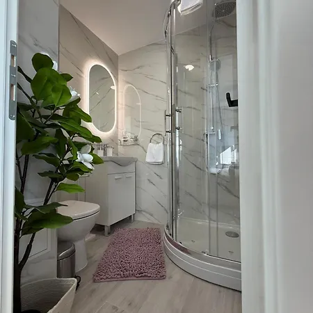 Ane Promenade Sunset *